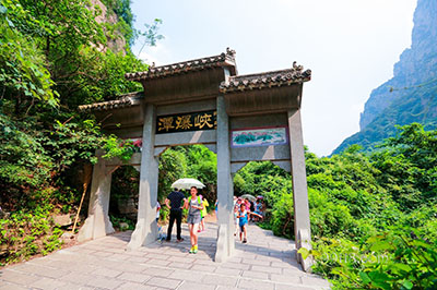 【河南】云臺山,焦作影視城汽車3日游_1